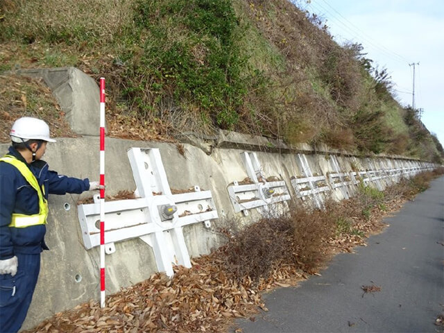 道路のり面工・土工構造物点検